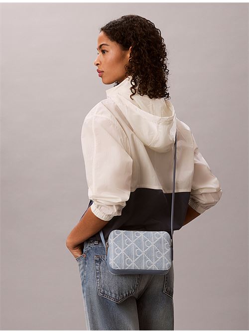 emblem aop denim camera bag CALVIN KLEIN | LV04F3430GYBZ